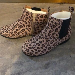Never worn! Kid Gap Booties